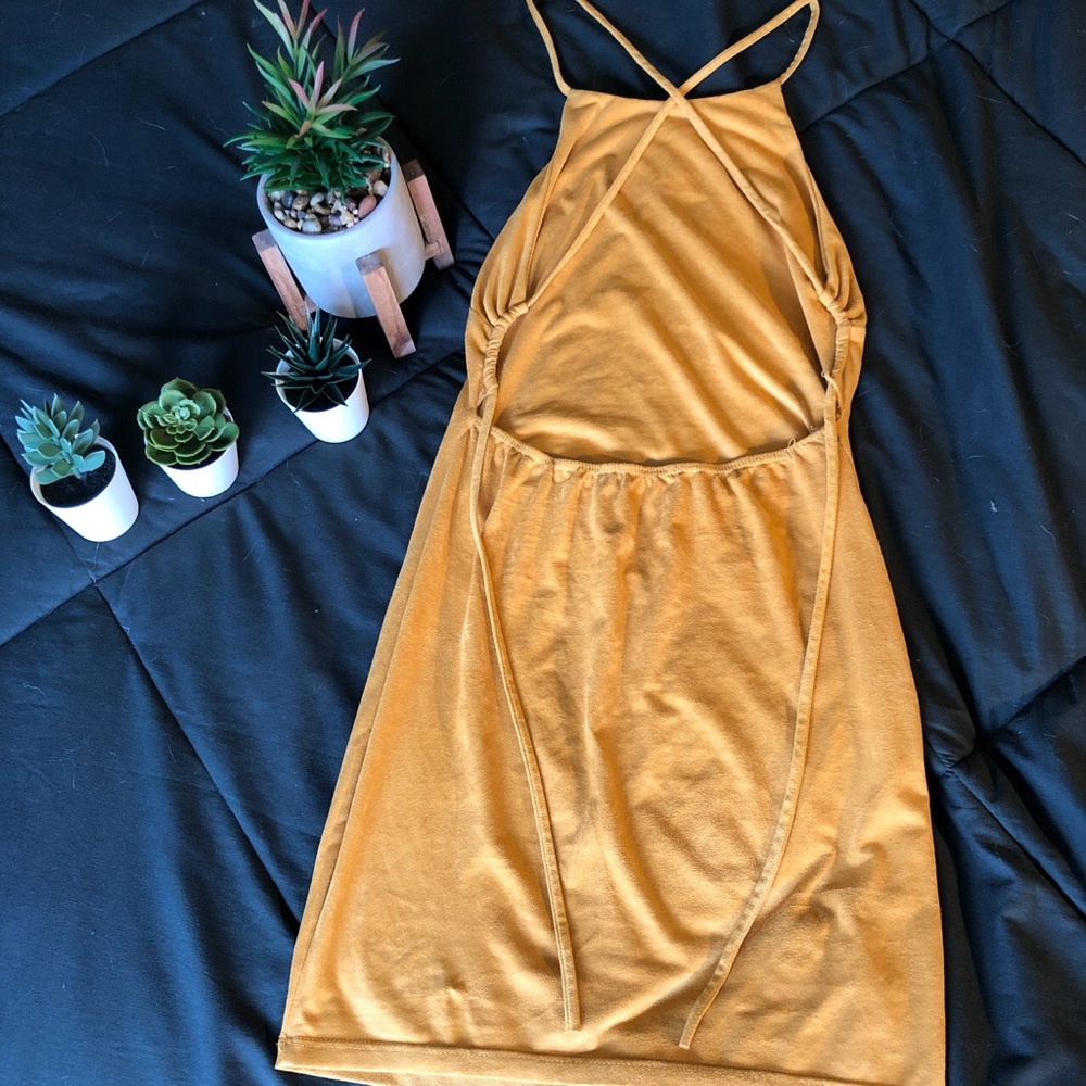 Soft Velvet Mini-Dress - Picture 2 of 4